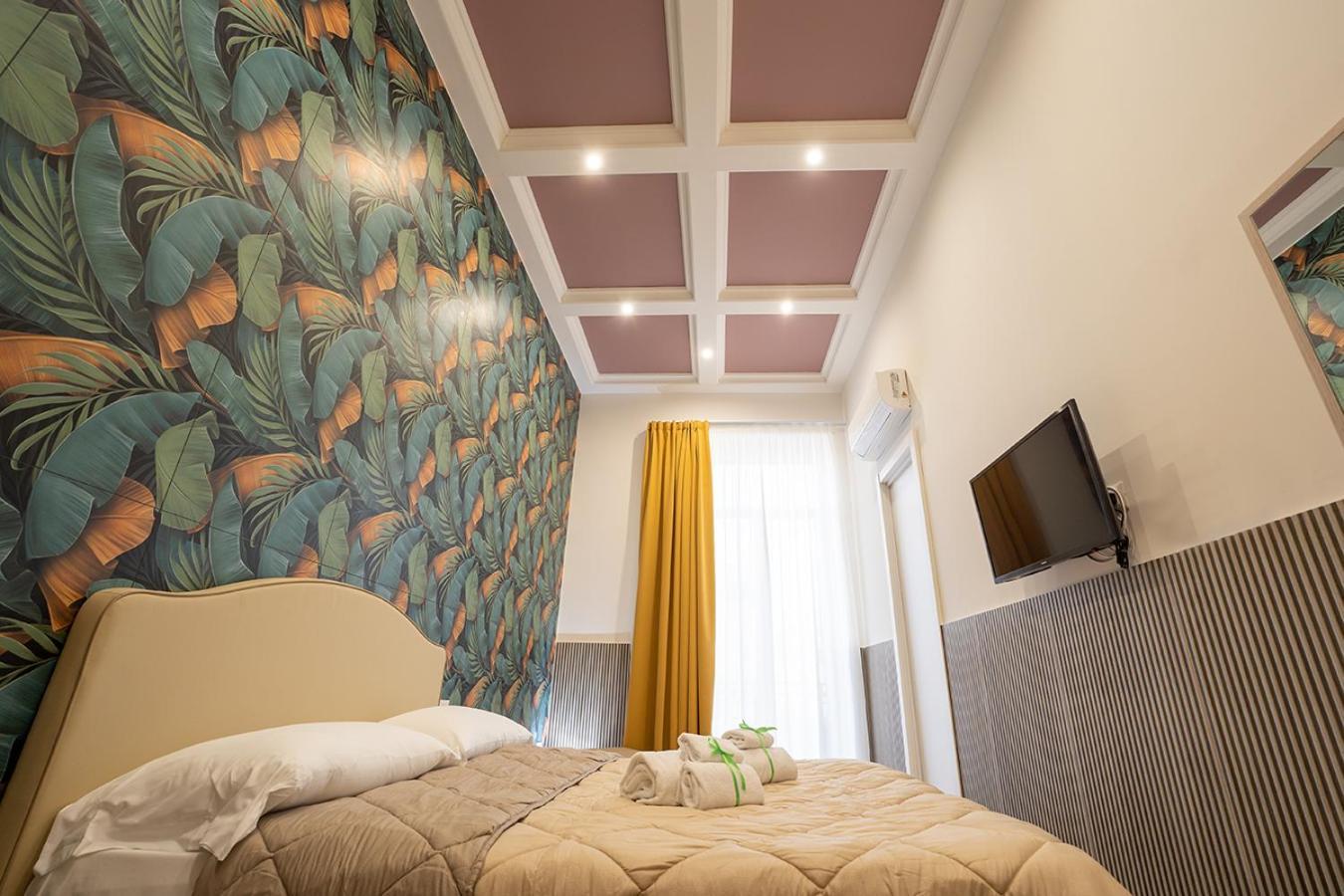 P.C. Boutique H. De Gasperi, Napoli Centro, By Clapa Group Hotell Exteriör bild